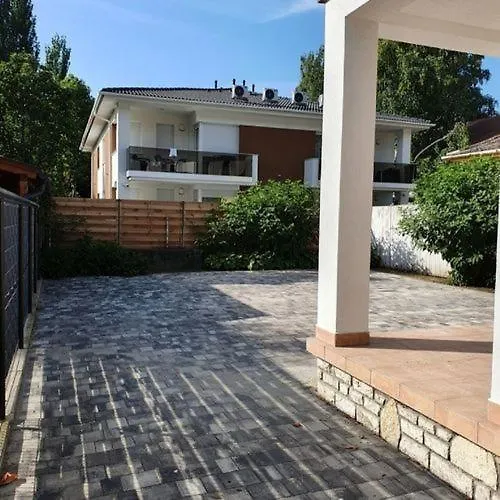 Апартаменты Petofi Setany Panzio