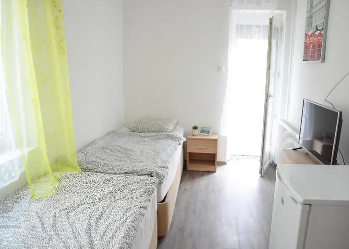 Appartamento Petőfi Sétány Panzió *