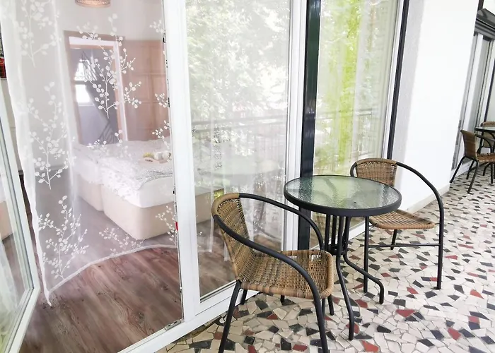 Petőfi Sétány Panzió Appartamento *