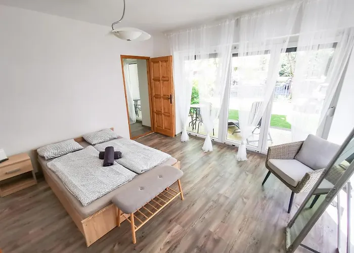 Petőfi Sétány Panzió Appartamento